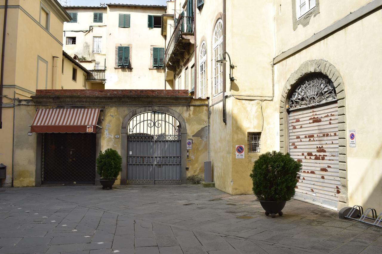 Palazzo Tucci Apartments Lucca Exterior foto